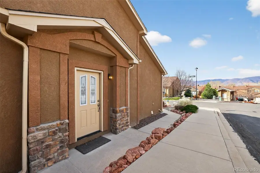 5831 New Crossings Point, Colorado Springs, CO 80918 - Image #3