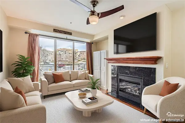 9019 E Panorama Circle #D207, Englewood, CO 80112