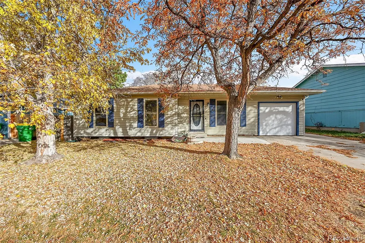 3352 S Holland Way, Lakewood, CO 80227 - Image #1