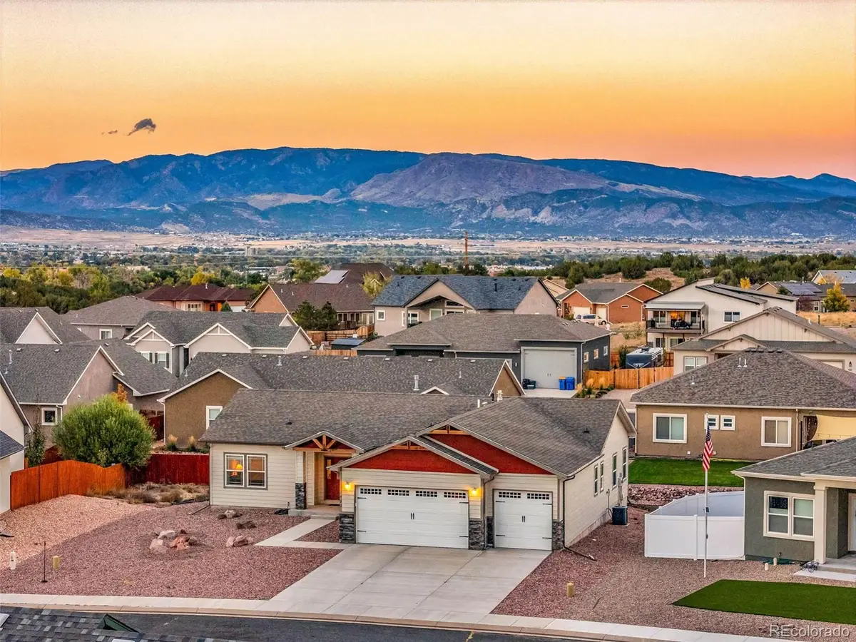 423 Frontier Pl, Canon City, CO 81212 - #1