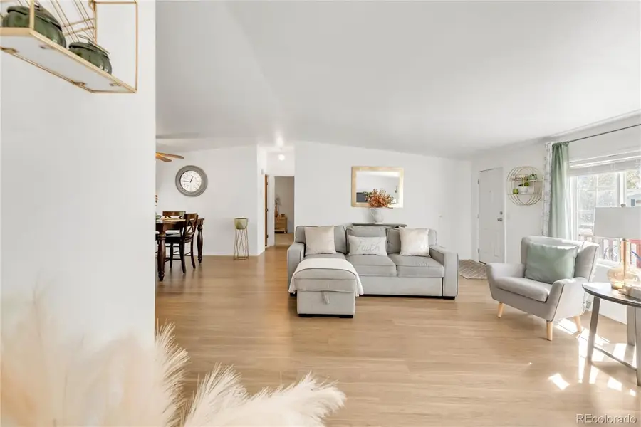 17507 E Batavia Place, Aurora, CO 80011 - Image #2