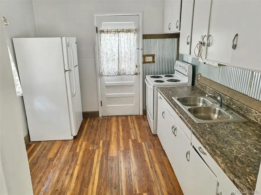 212 Cimarron, La Junta, CO 81050 - #3