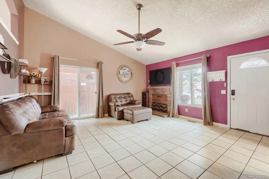 19073 E 16th Avenue, Aurora, CO 80011 - #3