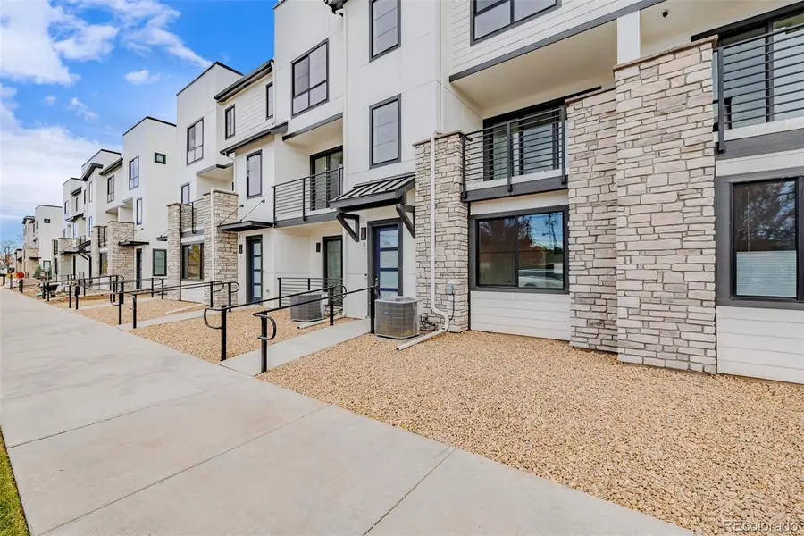 2078 S Holly Street #3, Denver, CO 80222 - Image #2