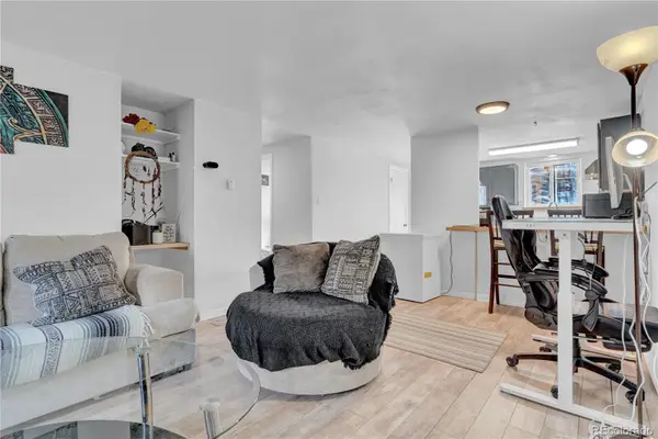 2190 S Holly Street #116, Denver, CO 80222