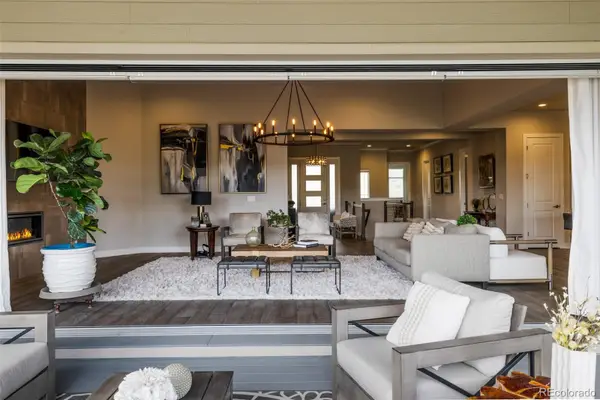 27681 E Lakeview Drive, Aurora, CO 80016