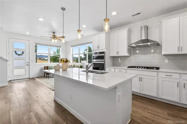 8057 Yampa River Avenue, Littleton, CO 80125