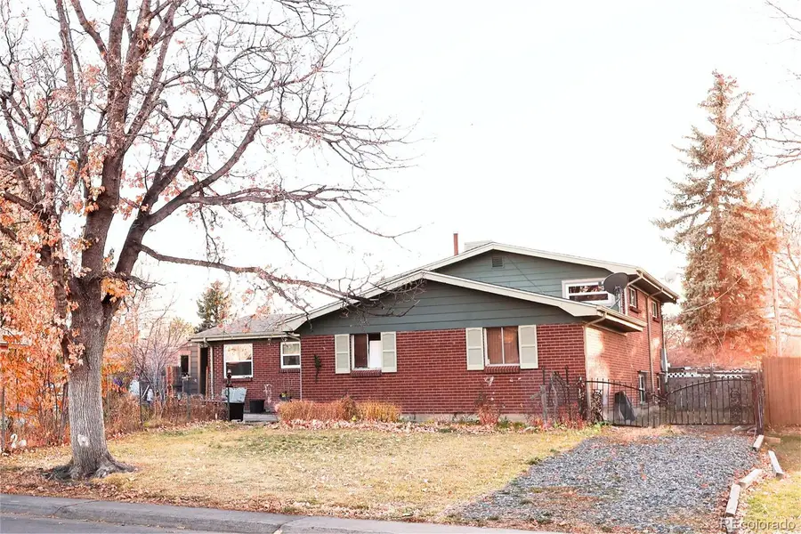 245 Tucson Street, Aurora, CO 80011 - Image #2