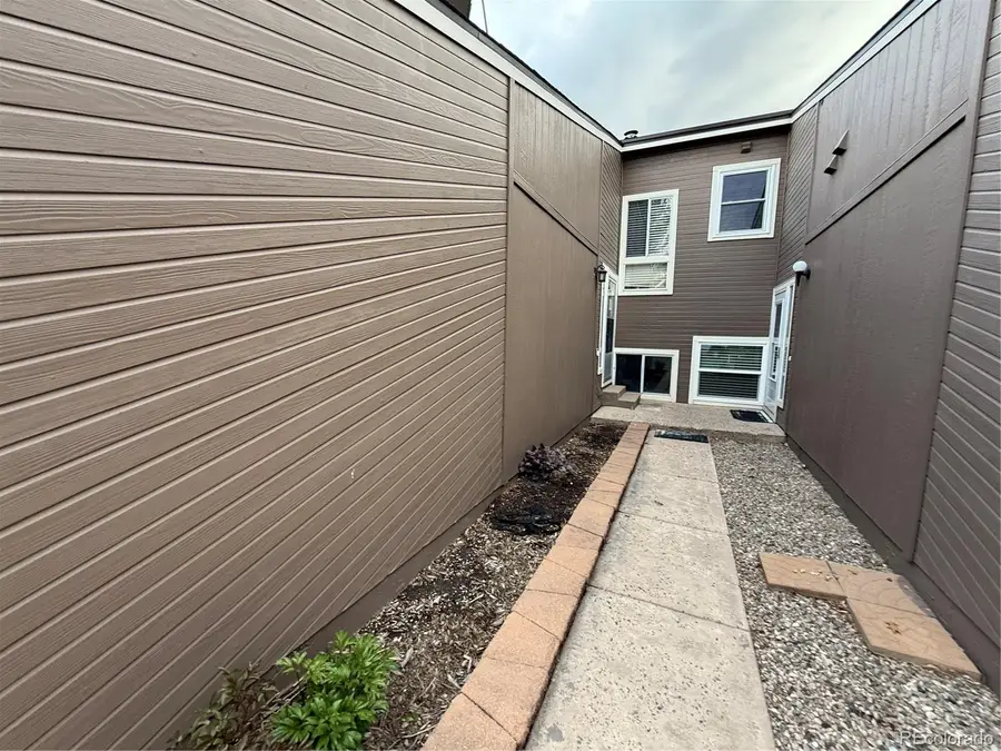 6921 S Bryant Street, Littleton, CO 80120 - Image #3