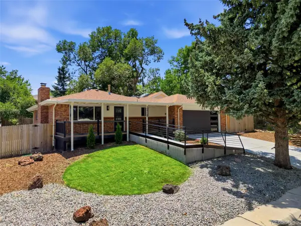 12128 W 62nd Place, Arvada, CO 80004