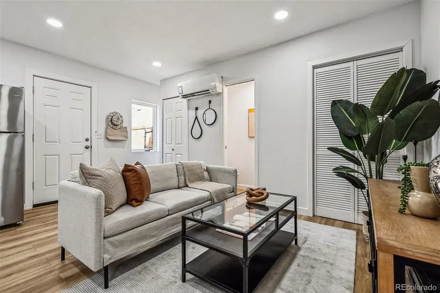 20 1/2 S Sherman Street, Denver, CO 80209 - Image #2