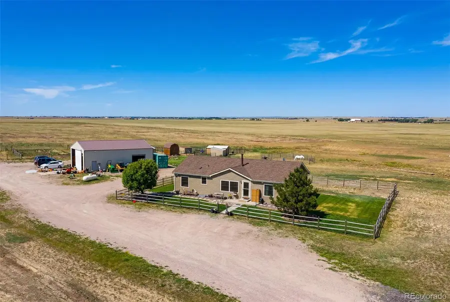 59520 E 64th Avenue, Strasburg, CO 80136 - #3
