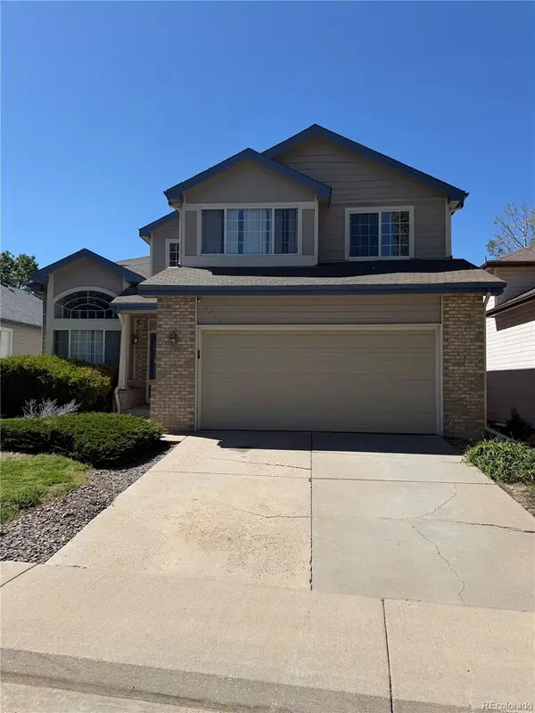 2221 S Moline Court, Aurora, CO 80015