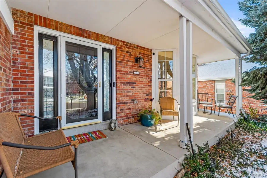 8586 Meadow Creek Drive, Highlands Ranch, CO 80126 - Image #2