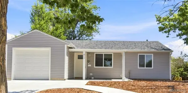 812 Geneva Street, Aurora, CO 80010