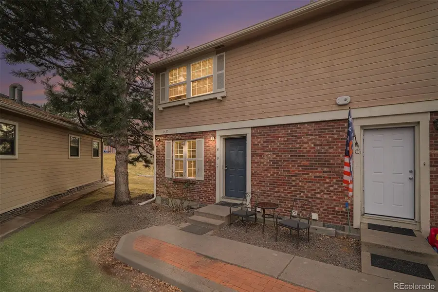 1525 S Ouray Circle #D, Aurora, CO 80017 - Image #2