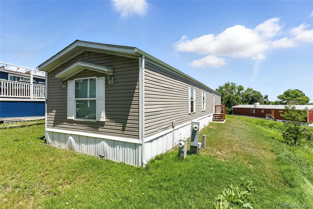 10201 Riverdale Road, Thornton, CO 80229 - Image #1