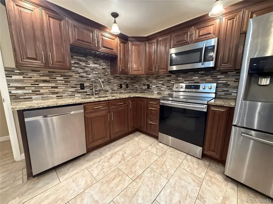 8235 W Florida Avenue, Lakewood, CO 80232 - #3