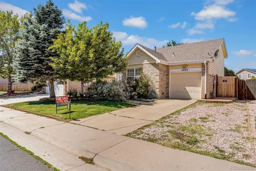 4909 Eagle Street, Denver, CO 80239 - #2
