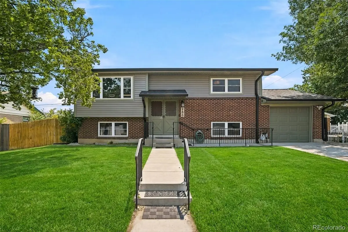 986 E 114th Place, Northglenn, CO 80233 - #1