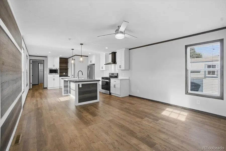 230 N 2nd, Berthoud, CO 80513 - Image #2