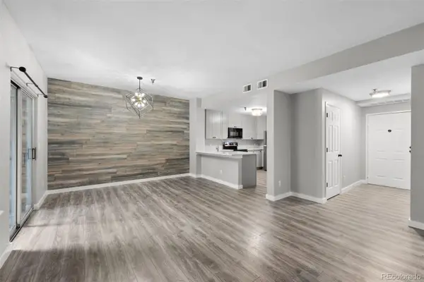 2575 S Syracuse Way #H201, Denver, CO 80231