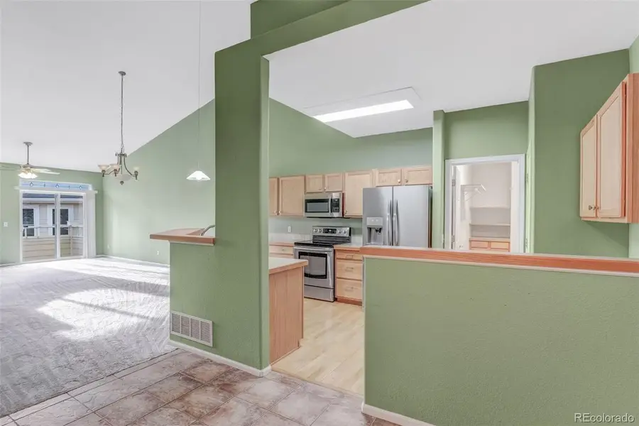 6656 S Reed Way #B, Littleton, CO 80123 - Image #3