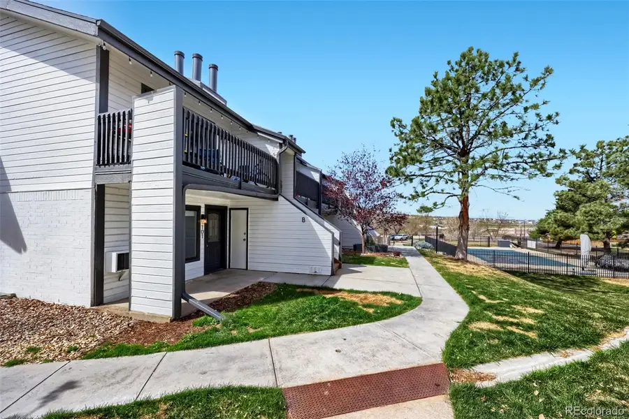 532 Oakwood Drive #B101, Castle Rock, CO 80104 - #2