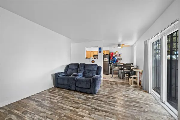 9240 W 49th Avenue #306, Wheat Ridge, CO 80033