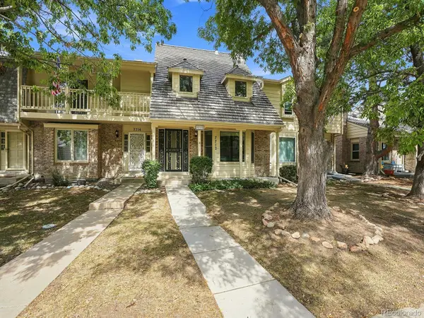 7712 S Cove Circle, Centennial, CO 80122