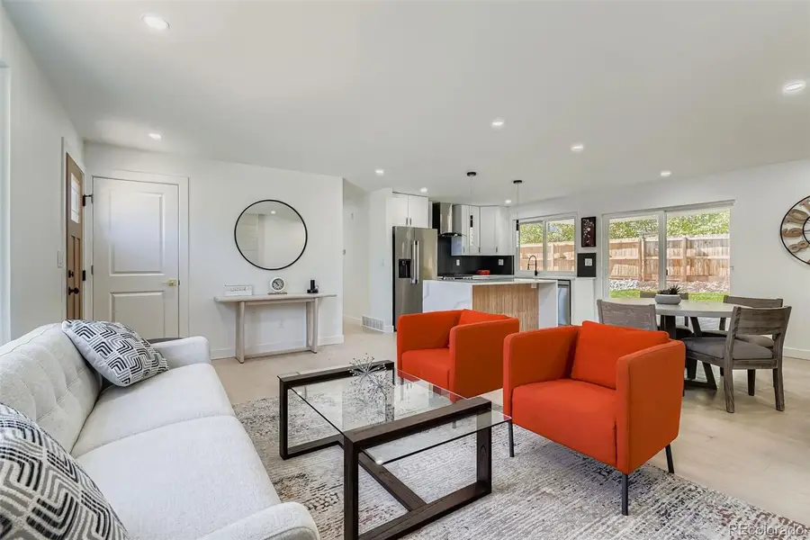 1157 S Owens Court, Denver, CO 80232 - Image #2