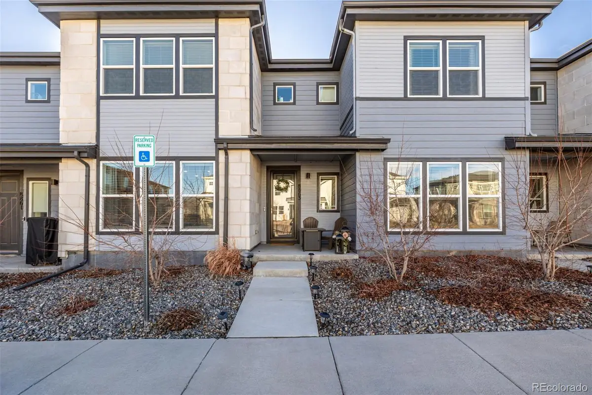 8863 Fraser River Loop, Littleton, CO 80125 - Image #1
