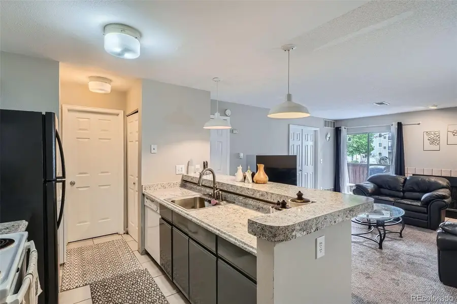 2575 S Syracuse Way #B107, Four Square Mile, CO 80231 - Image #3