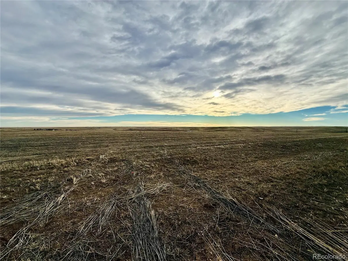 4 Winners Circle, Elizabeth, CO 80107 - Image #1