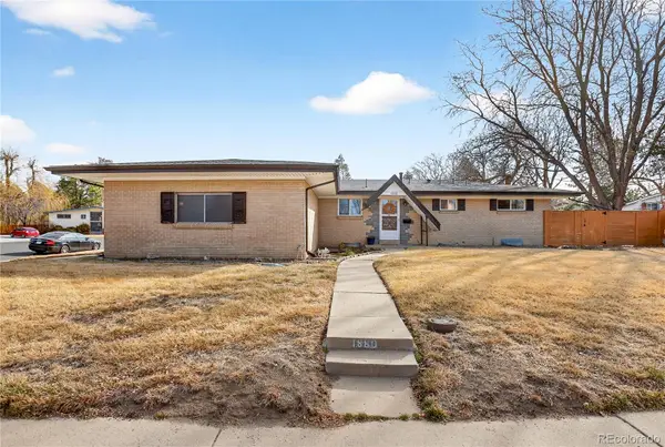 1880 S Monaco Parkway, Denver, CO 80224