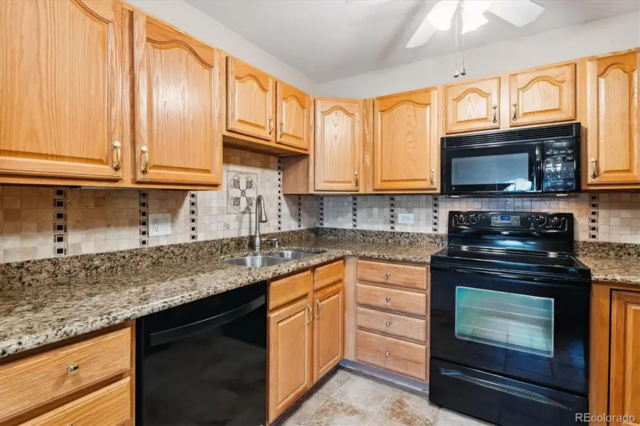 585 S Alton Way #4D, Denver, CO 80247 - Image #2