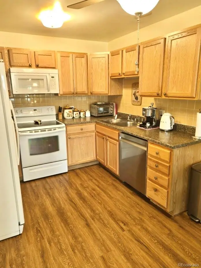 635 S Alton Way #1B, Denver, CO 80247 - Image #2