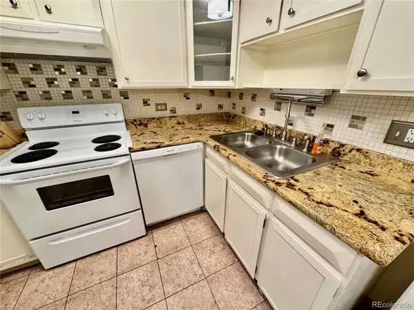 585 S Alton Way #7B, Denver, CO 80247
