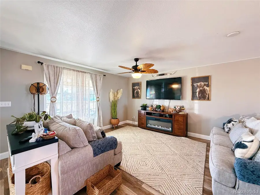 55657 E Apache Place, Strasburg, CO 80136 - Image #3