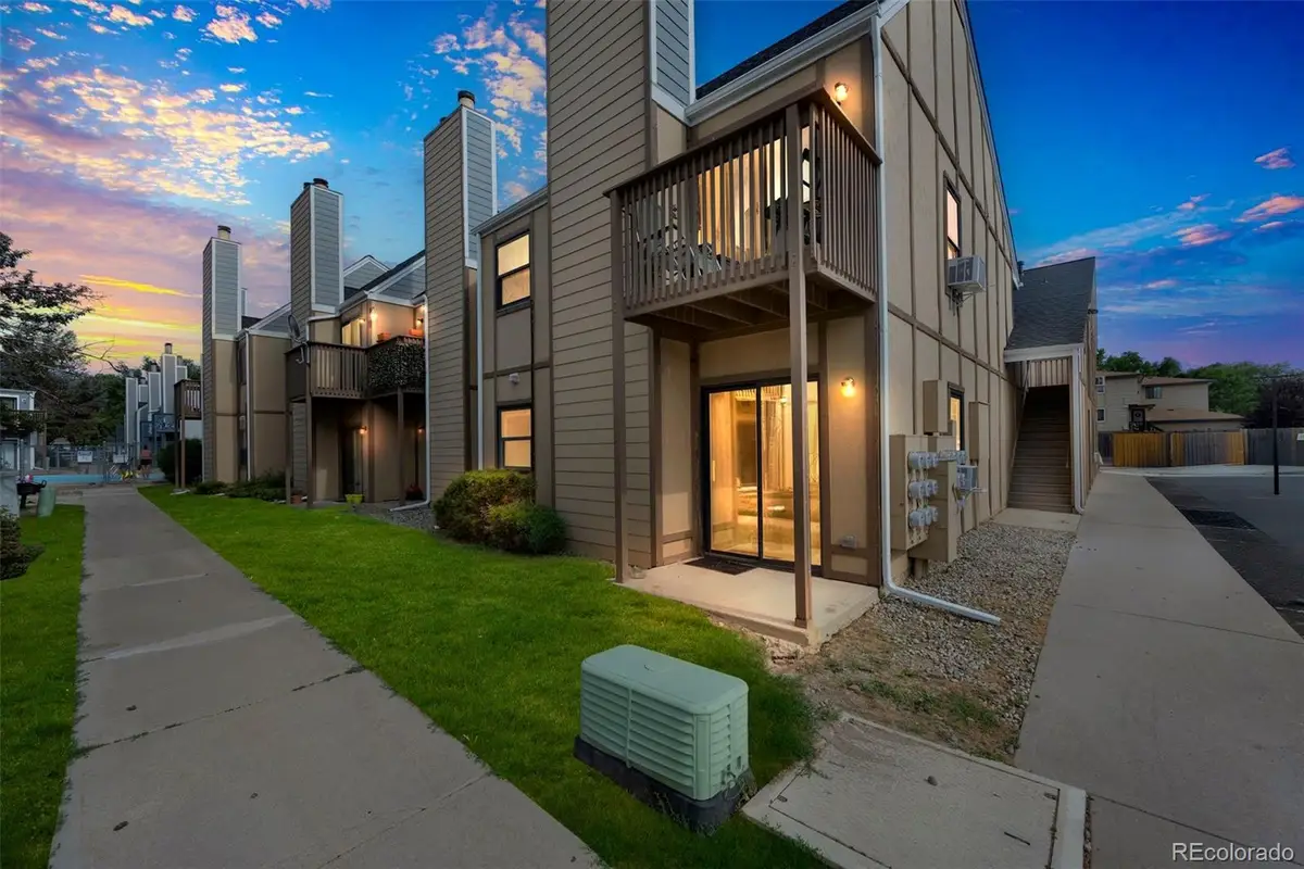 225 E 8th Avenue #10, Longmont, CO 80504 - Image #1