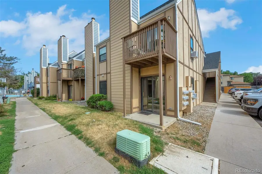 225 E 8th Avenue #10, Longmont, CO 80504 - Image #2