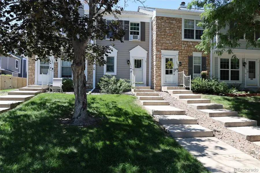 10879 W Dartmouth Avenue, Lakewood, CO 80227 - #3