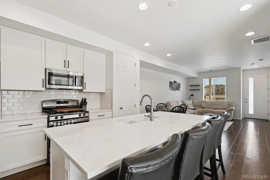 1627 S Andes Way, Aurora, CO 80017 - Image #2