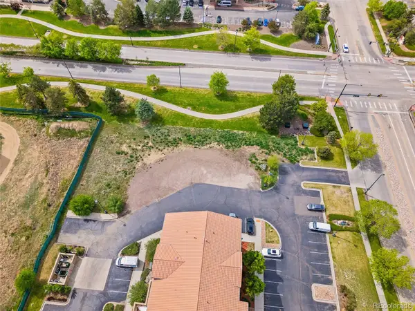 4050 N Kittredge Street, Denver, CO 80239