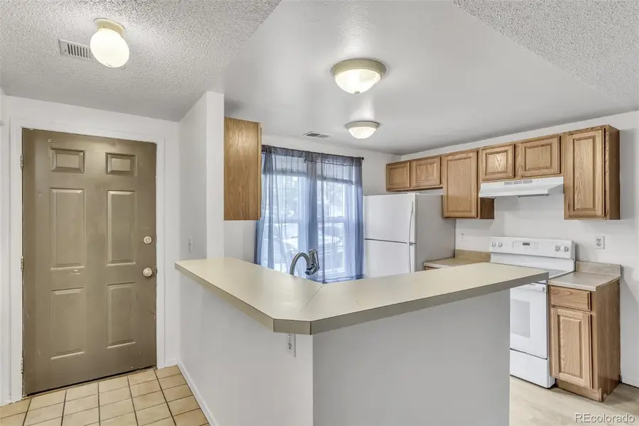 1545 S Ouray Circle #B, Aurora, CO 80017 - #3