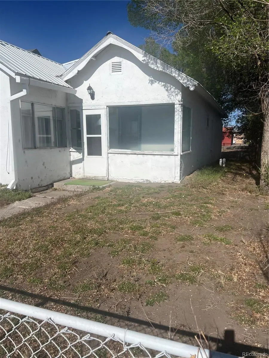 517 Ross Avenue, Alamosa, CO 81101 - #3