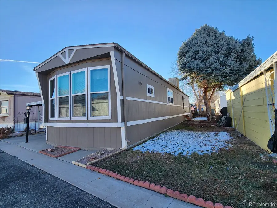 729 W 17th Avenue W, Longmont, CO 80501 - Image #2