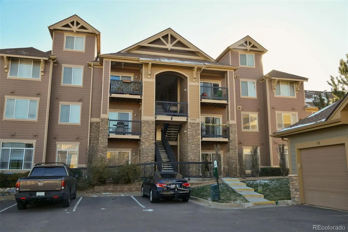 10061 W Victoria Place #208, Littleton, CO 80127 - Image #1