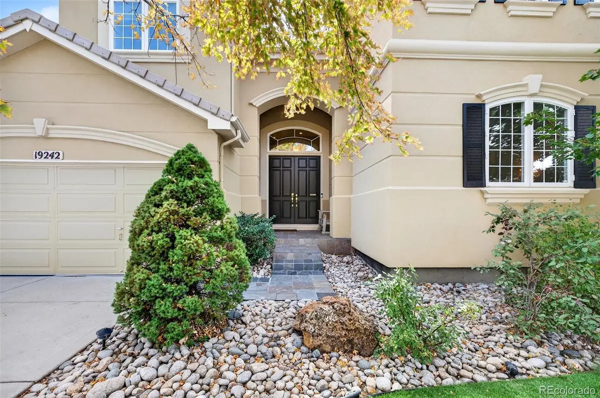 19242 E Maplewood Place, Aurora, CO 80016 - Image #1