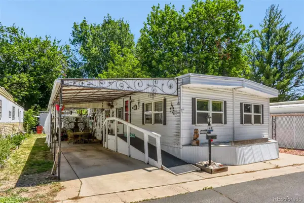 951 17th Avenue, Longmont, CO 80501